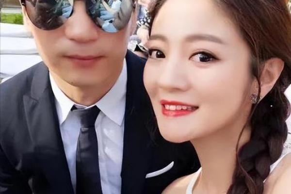 安以轩八字命理分析详解 安以轩的八字命理深度研究 安以轩八字命理分析详解 安以轩的八字命理深度研究